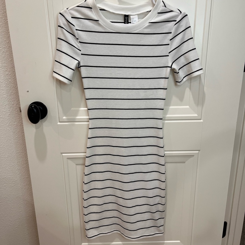 H&M Black and White Striped Midi Dress